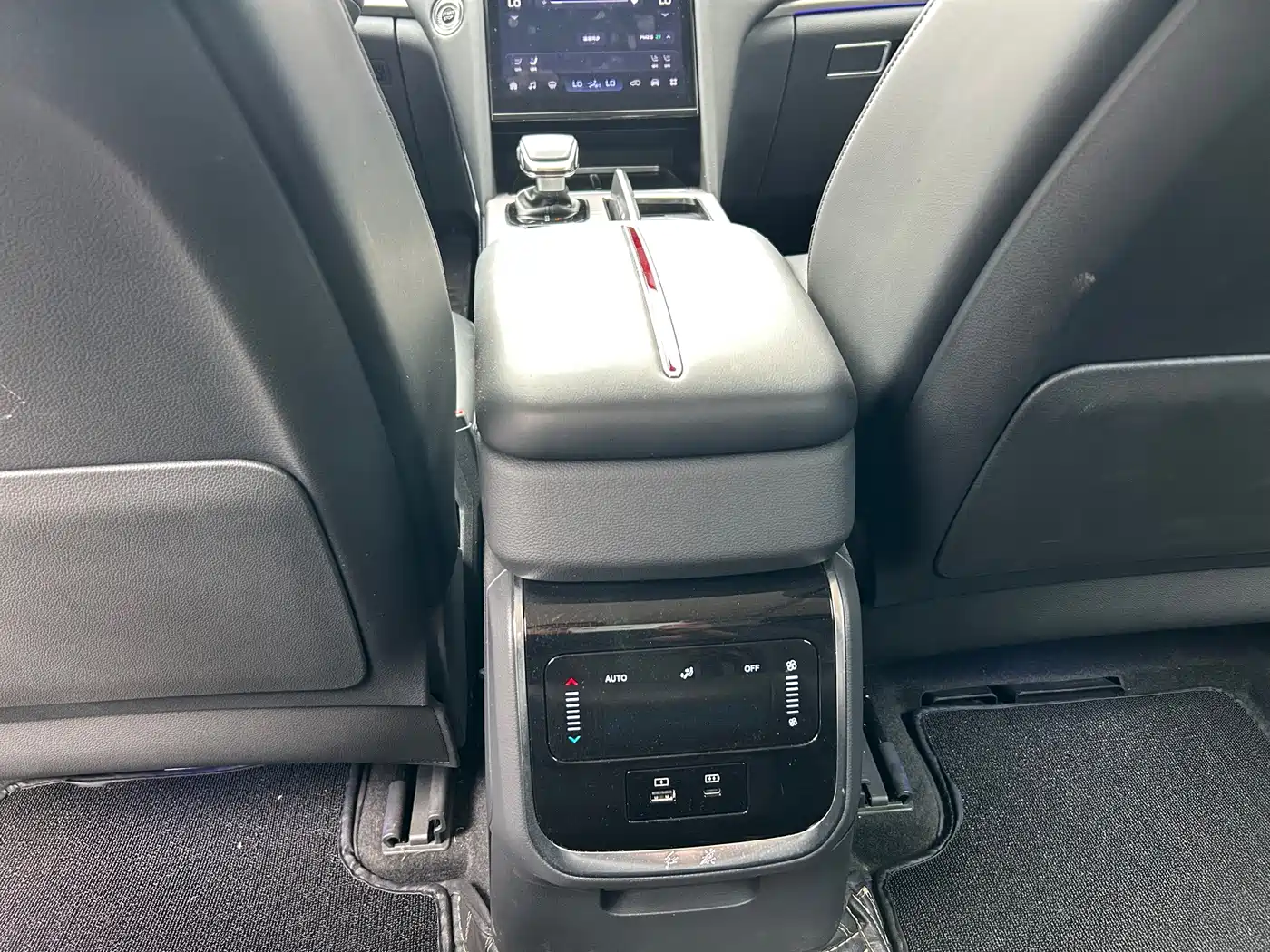 Hongqi HS7 PHEV 2024 2024 2.0T PHEV 4WD Flagship Edition 6-seater