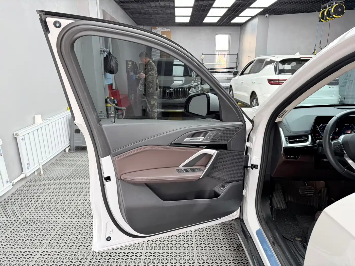 BMW X1 2023 sDrive20Li X Design Package фото 16