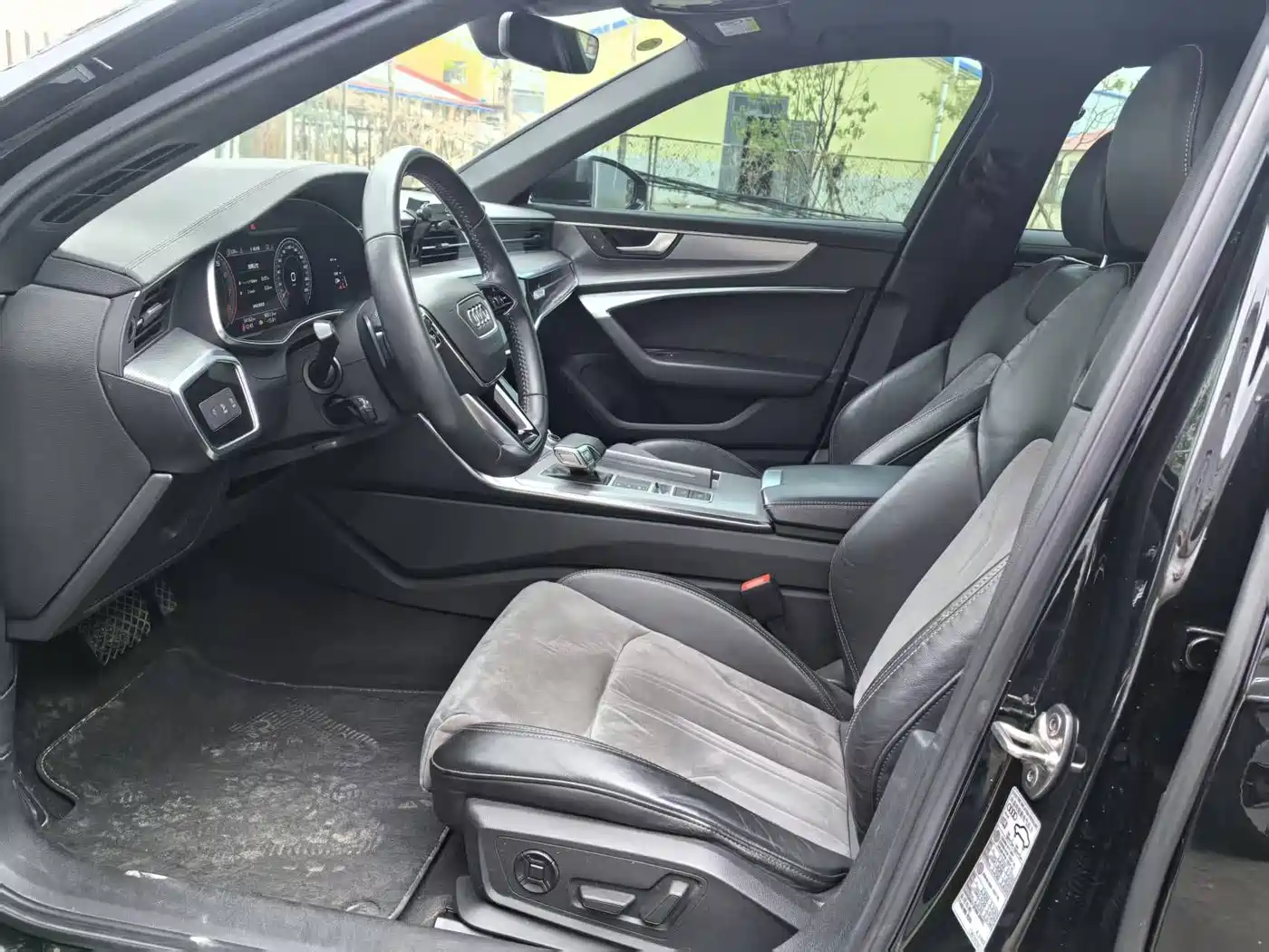 Audi A6L 2019 40 TFSI Luxury Dynamic фото 8