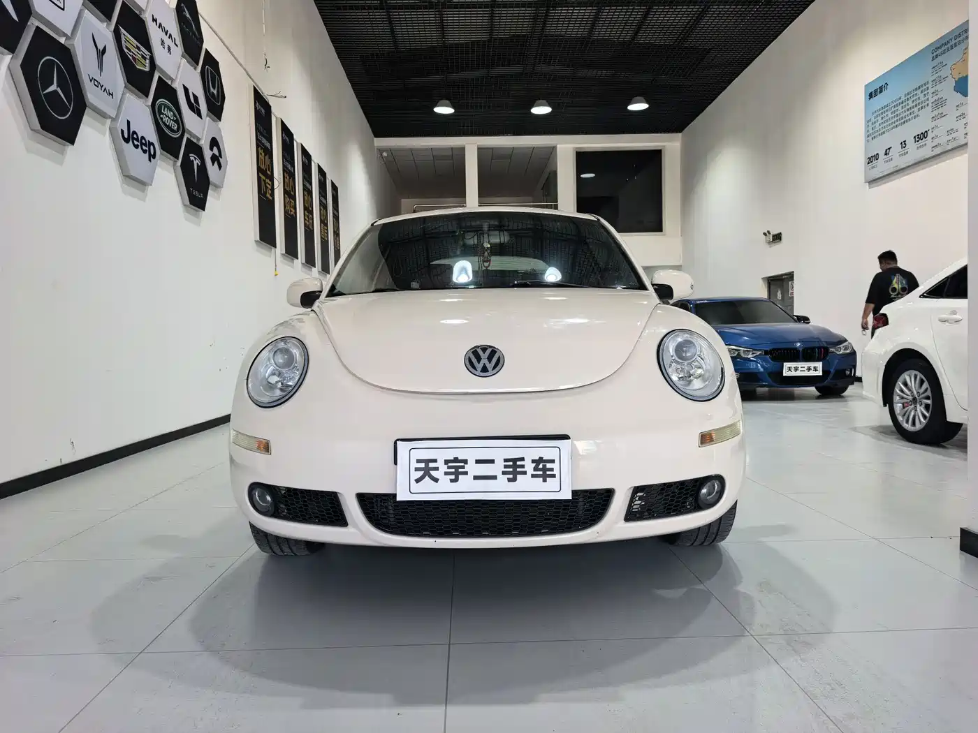 Фото 2 - Volkswagen Beetle