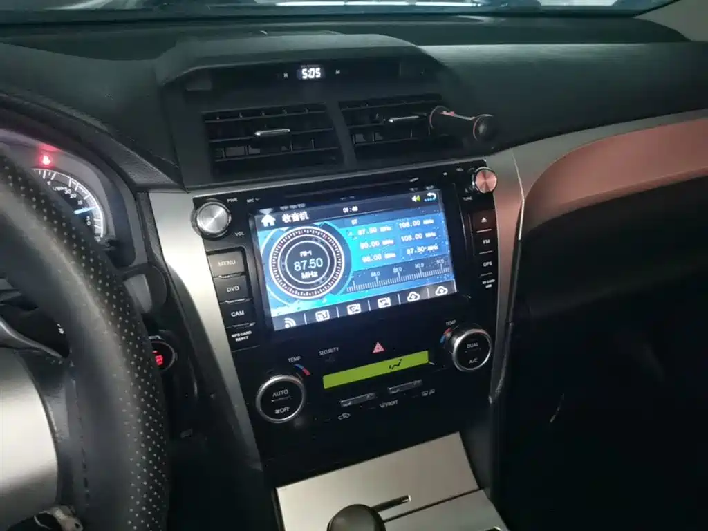 Toyota Camry 2012 Junrui 2.0S Dynamic Edition фото 13