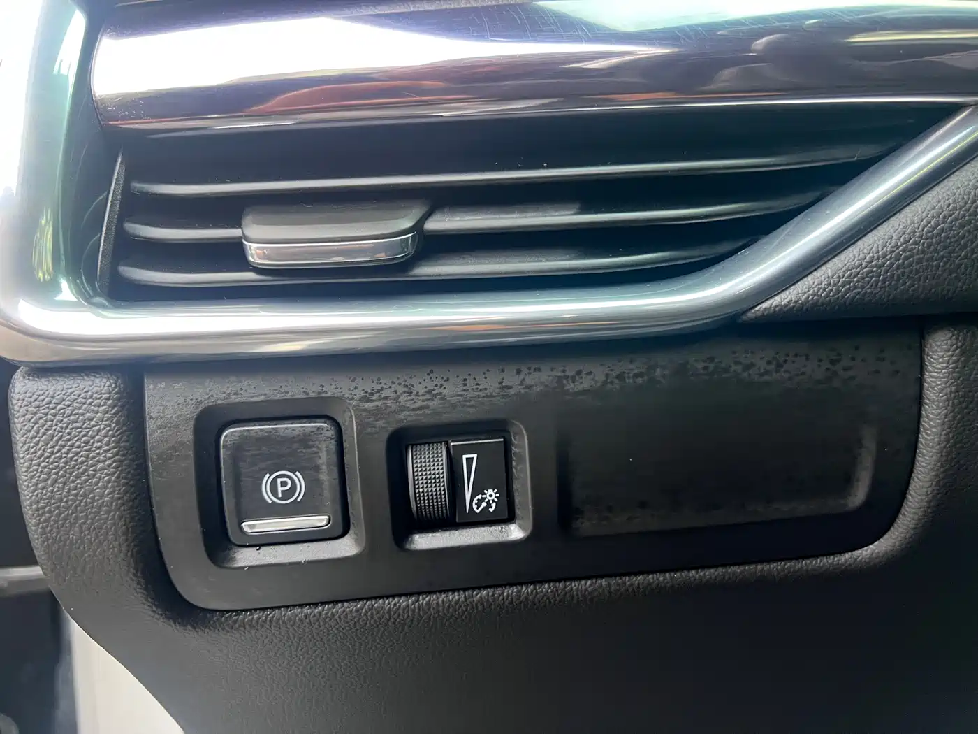 Cadillac XT4 2020 Facelift 28T 2WD Tech фото 9