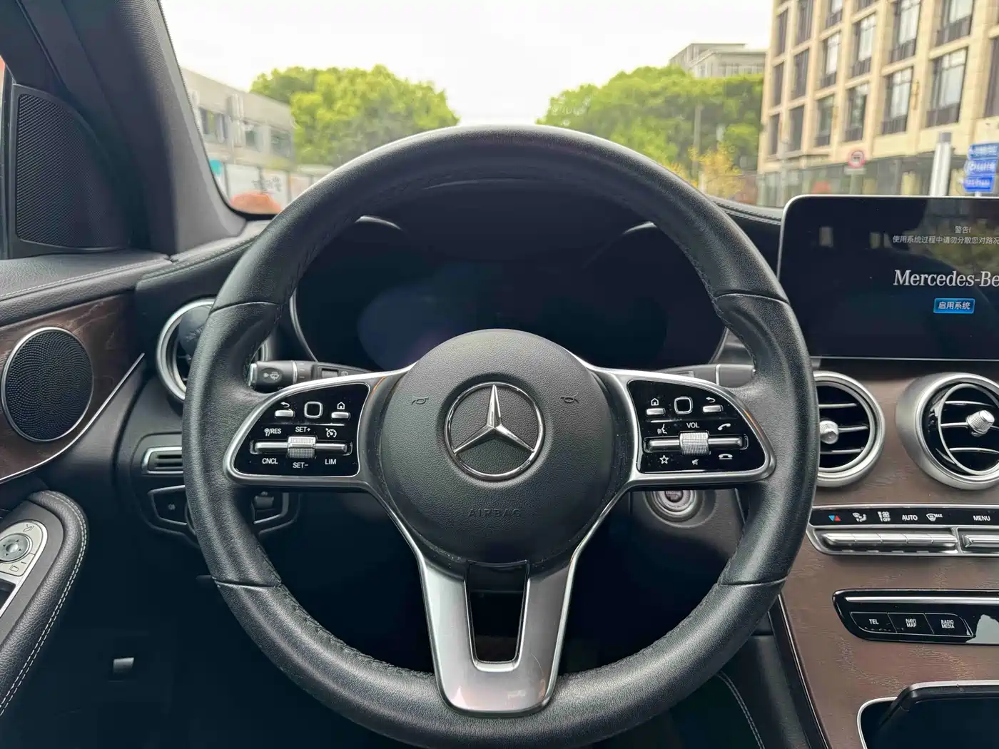 Mercedes-Benz GLC 2020 GLC 260 L 4MATIC Luxury фото 13