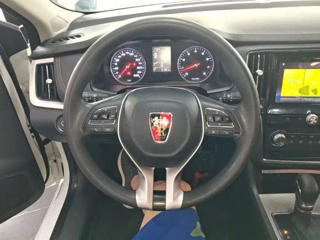 Roewe i6 2019 2019 PLUS 1.6L CVT 4G Connected Luxury Great Edition
