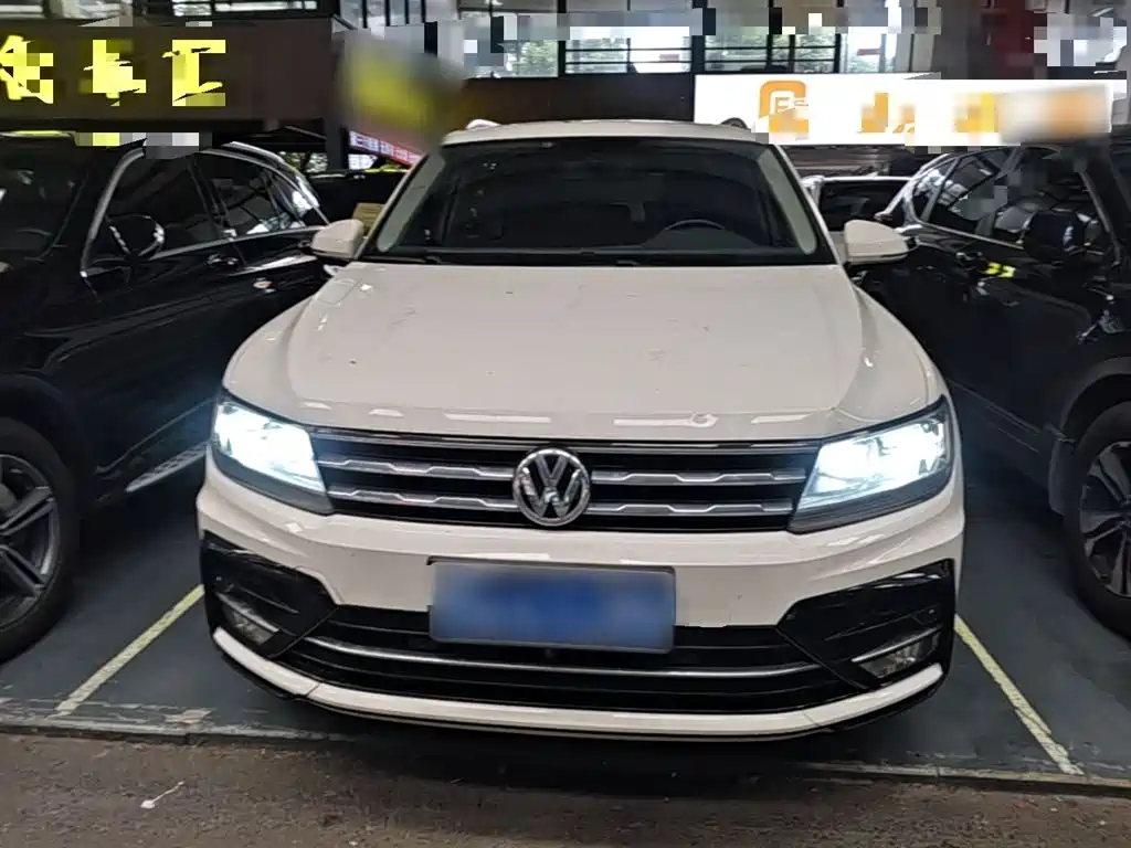 Volkswagen Tiguan L 2020 330TSI Auto 2WD Panorama Comfort China VI фото 3