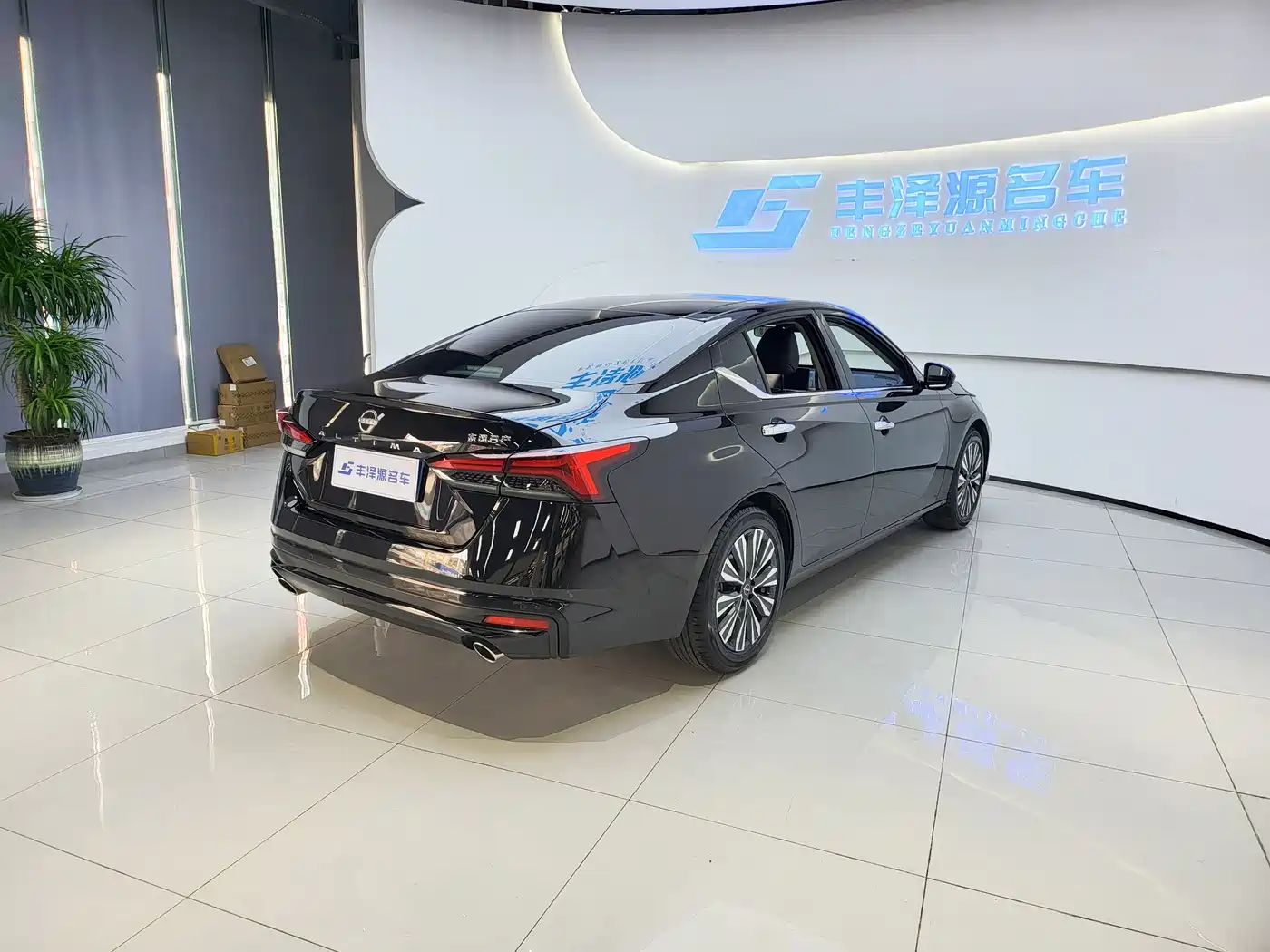 NISSAN TEANA