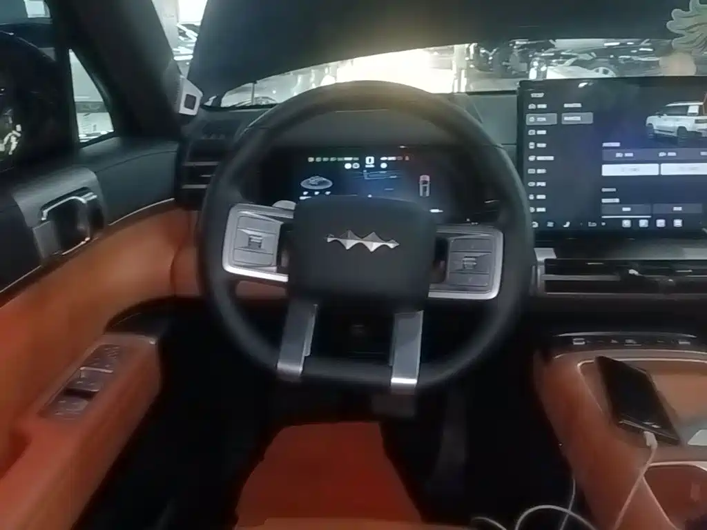 Fang Cheng Bao Titanium 7 2026 2025 AWD Base Model