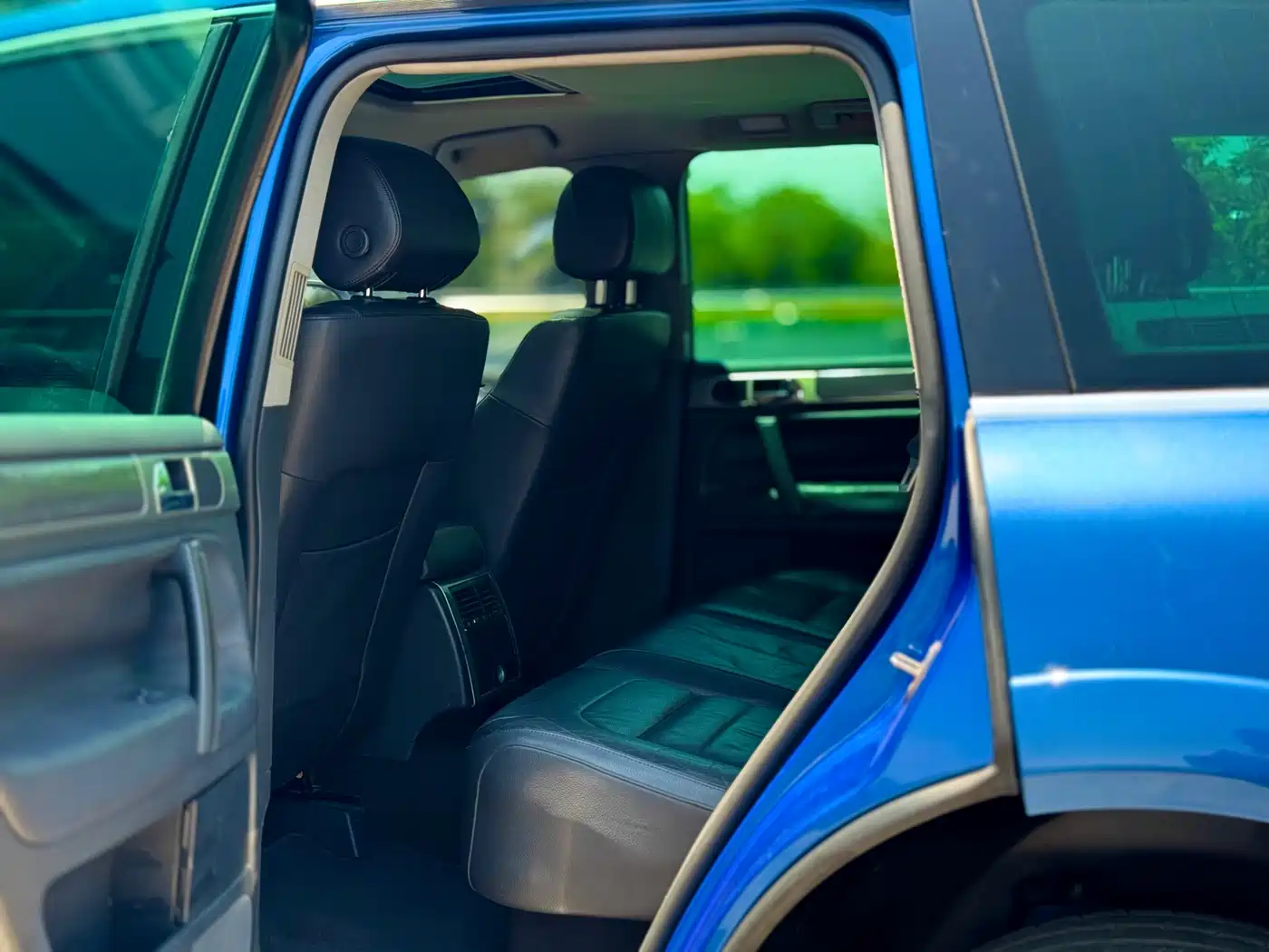 Volkswagen Touareg 2010 3.6 Limited Comfort Edition фото 6