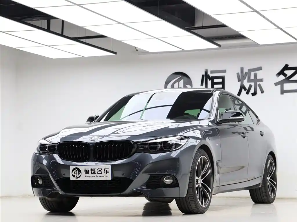 BMW 3 Series GT 2019 330i xDrive M Sport Black Night Edition фото 31