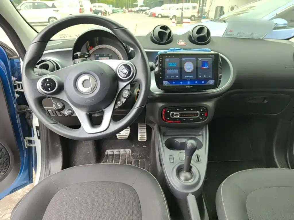 smart forfour 2018 2018 1.0L 52kW Passion Edition