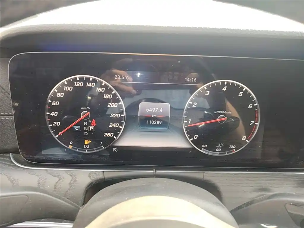 Mercedes-Benz E-Class 2019 E 300 L Sport Fashion фото 12