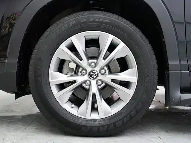 Toyota Highlander 2018 2.0T 4WD Elite 7-seater China VI — фото 5