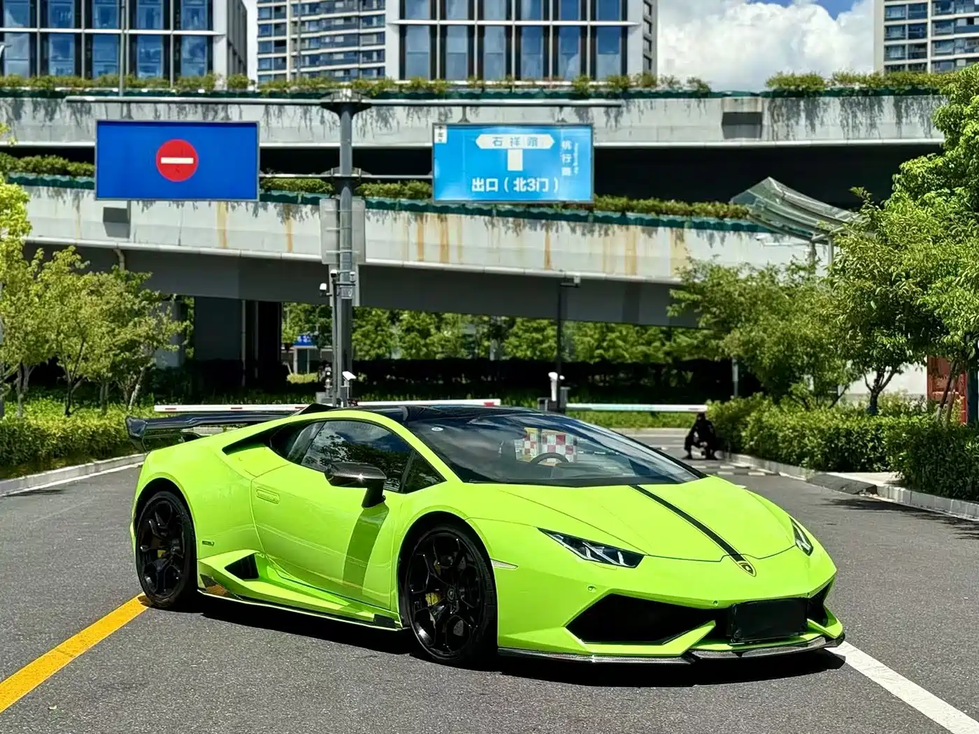 LAMBORGHINI HURACÁN