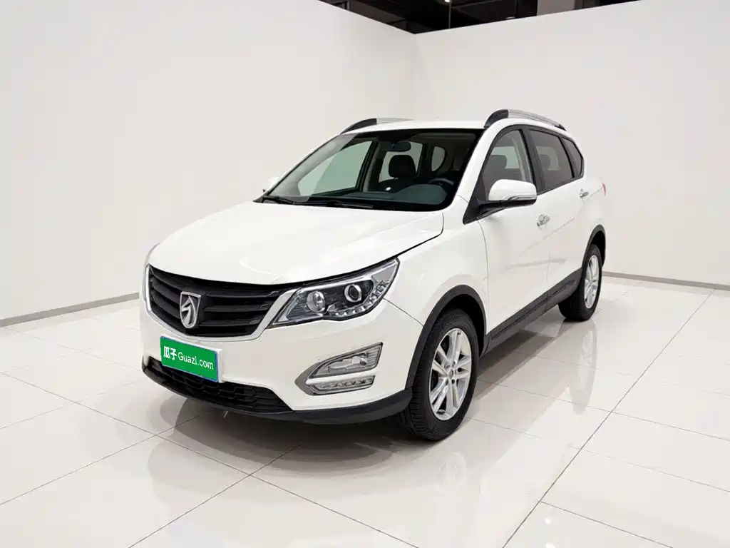 Baojun 560 2017 2016 1.5T Manual Elite