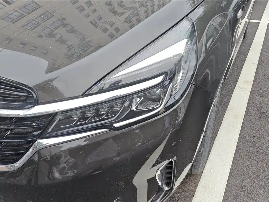 Buick GL8 2022 Land Business Class 652T Luxury фото 5