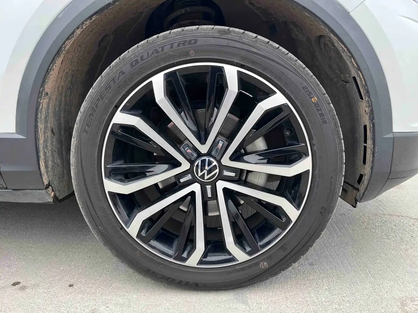 VOLKSWAGEN T ROC EXPLORING SONGS