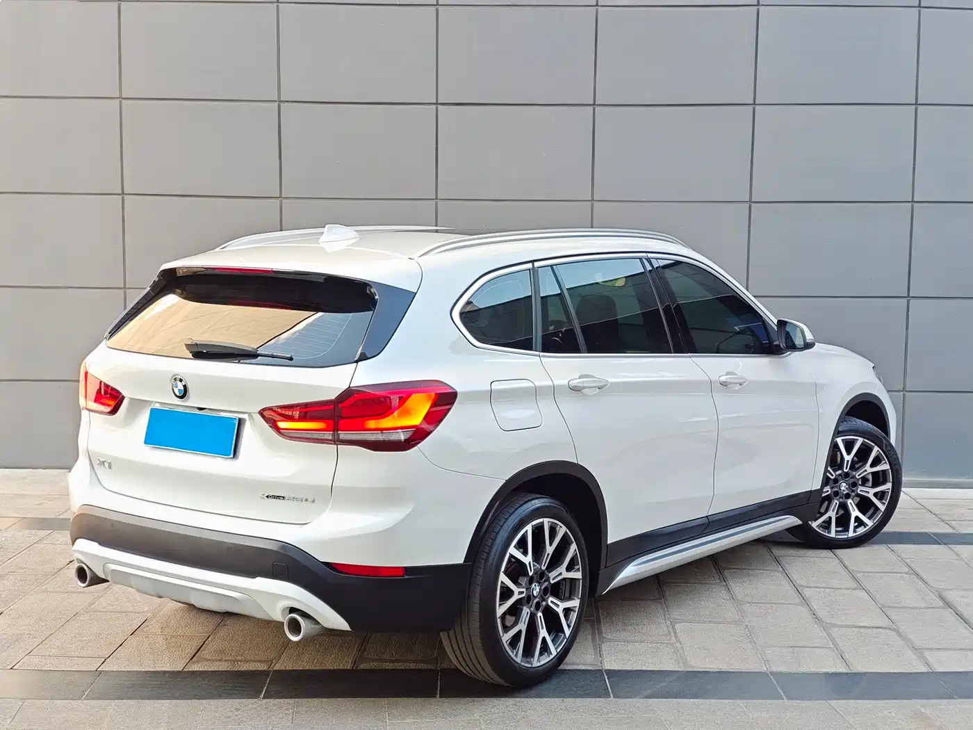 BMW X1 2020 xDrive25Li Premium Edition фото 3