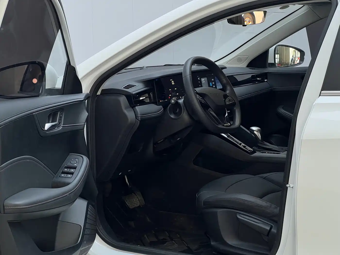 Roewe i5 2026 2026 1.5L CVT Luxury