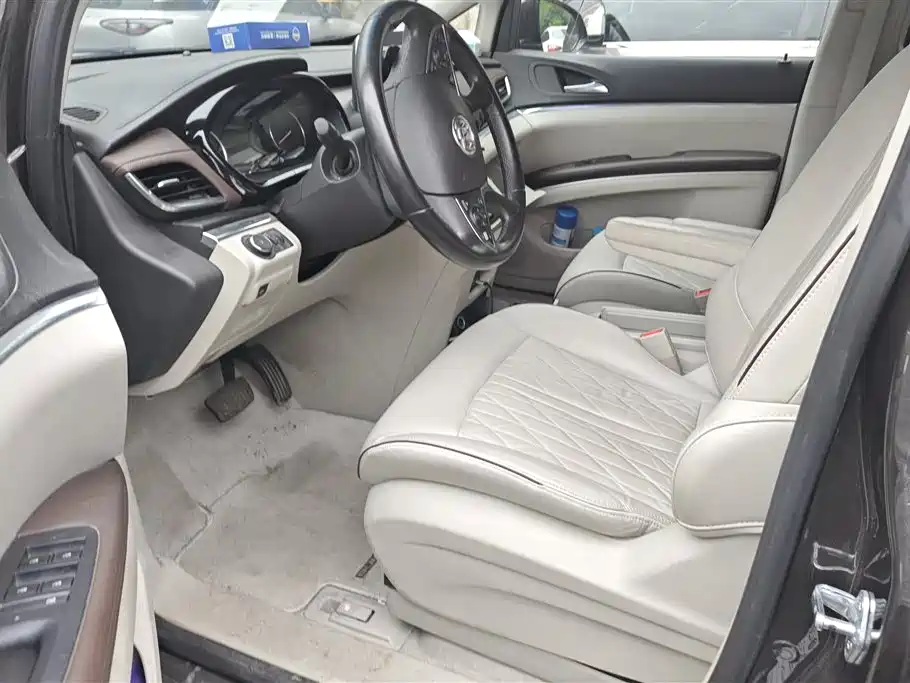 Buick GL8 2022 Land Business Class 652T Luxury фото 9