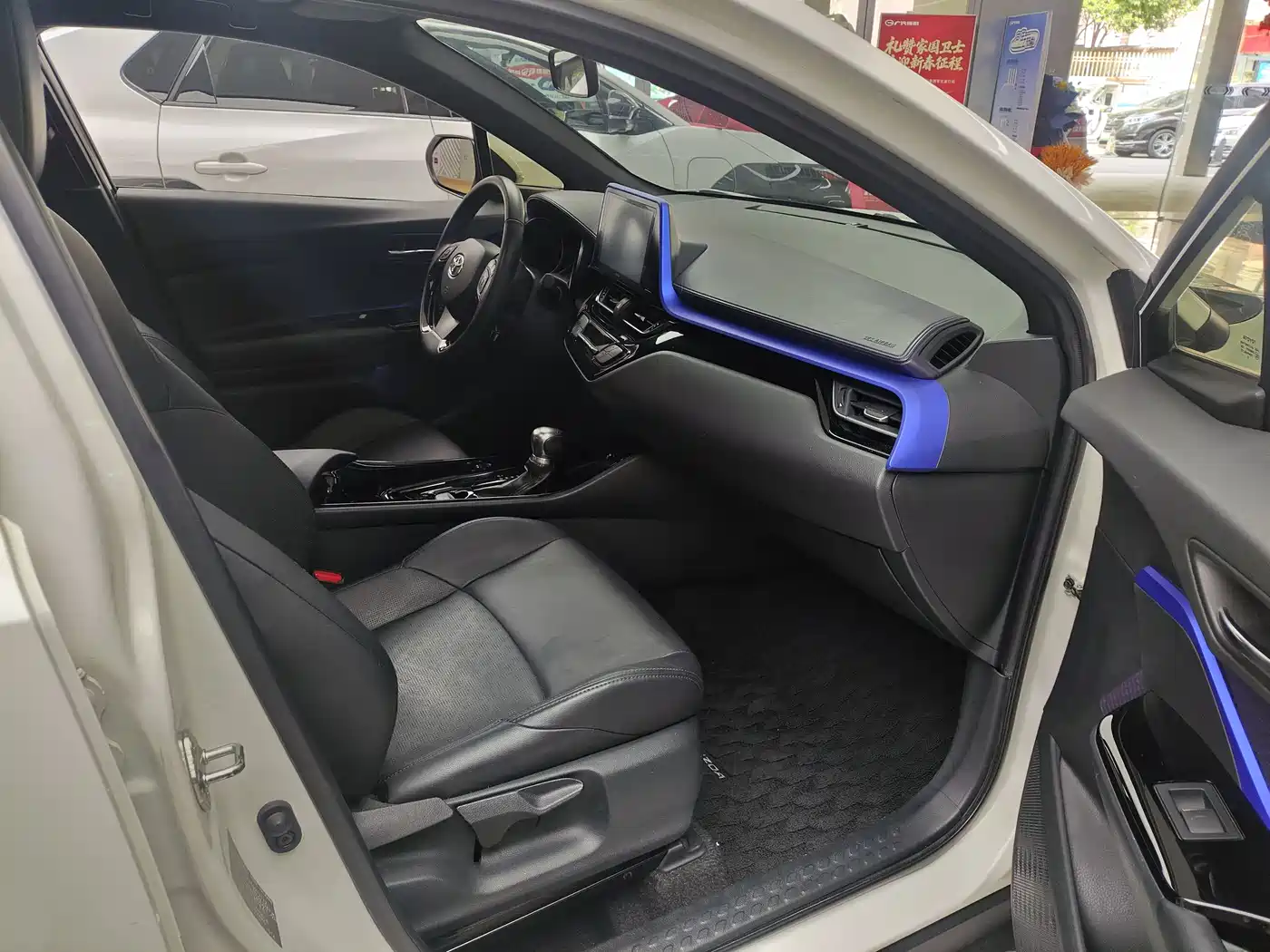 Toyota IZOA 2018 2.0L Speed Edition China VI фото 14