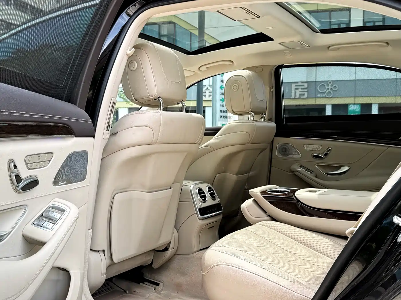 Mercedes-Benz S-Class 2017 S 320 L Luxury фото 6