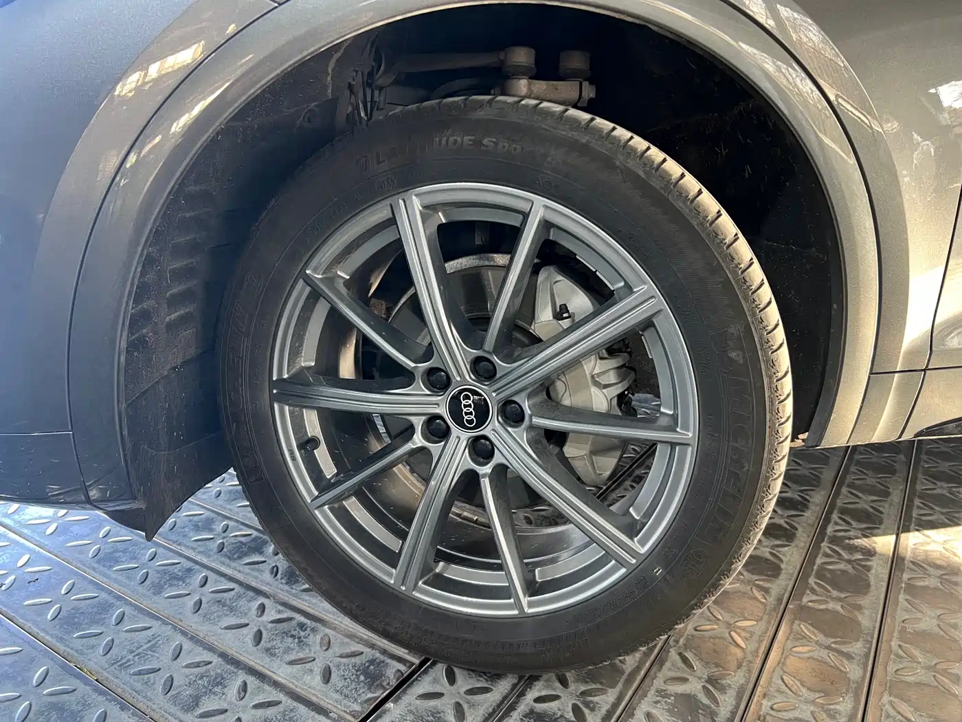 Audi Q5L 2023 40T Luxury Dynamic фото 18