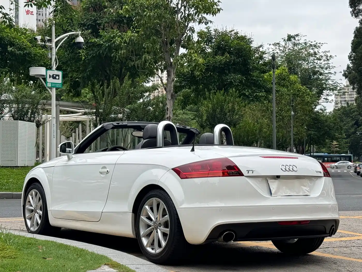 Audi TT 2013 2011 TT Roadster 2.0TFSI