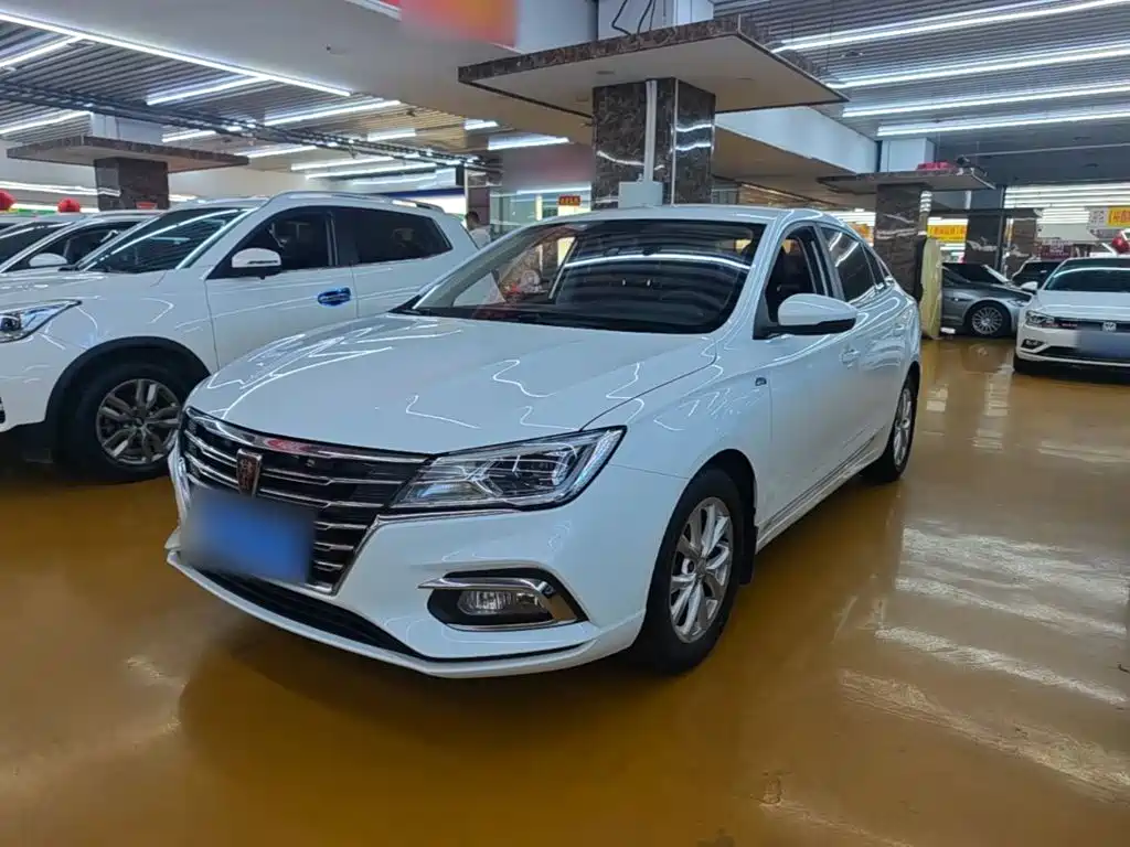 Roewe i5 2019 2019 1.5L Manual 4G-Connected Langyue Edition