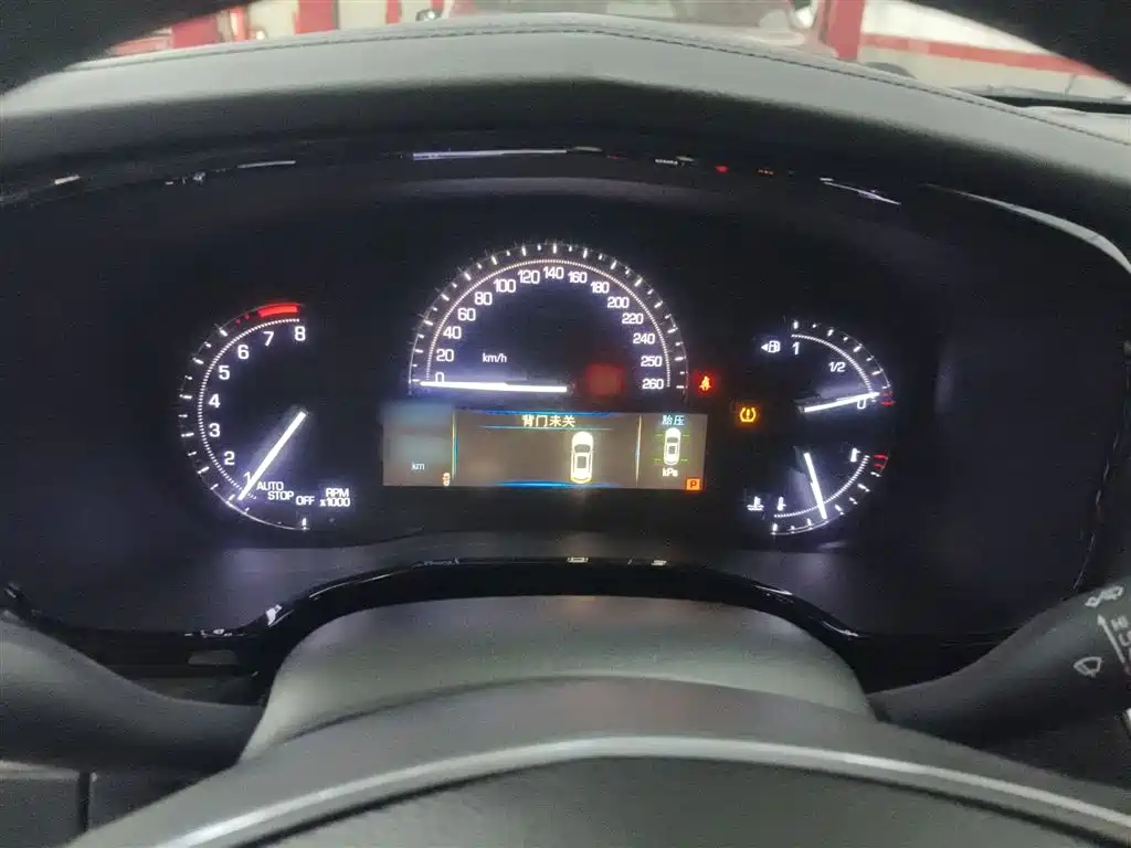 Cadillac XT5 2016 25T Luxury Model фото 4