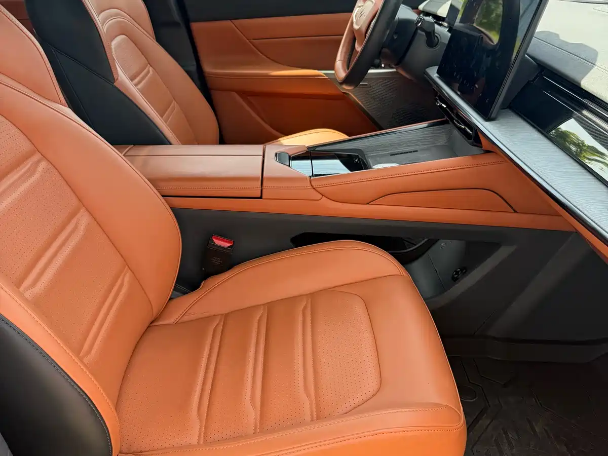Dongfeng Yipai eπ007 2024 2024 Model 200Pro Range Extender Version
