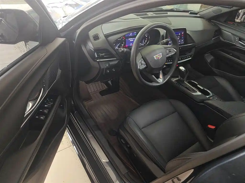 Cadillac CT4 2022 28T Fashion Style фото 16