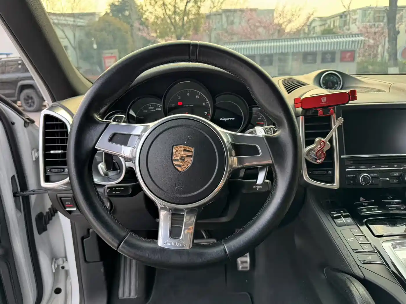 Porsche Cayenne 2014 Cayenne Platinum Edition 3.0T фото 15