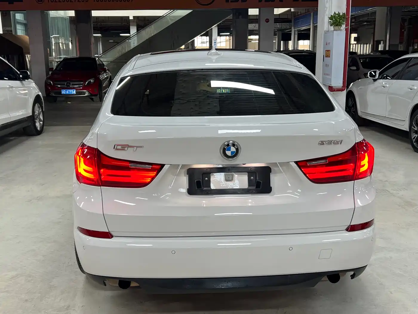 BMW 5 Series GT 2014 535i xDrive фото 5
