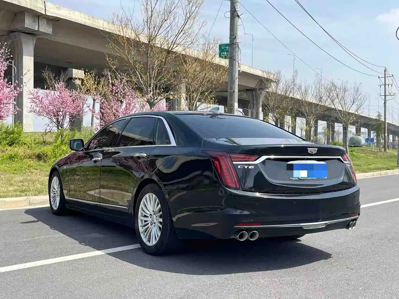CADILLAC CT6