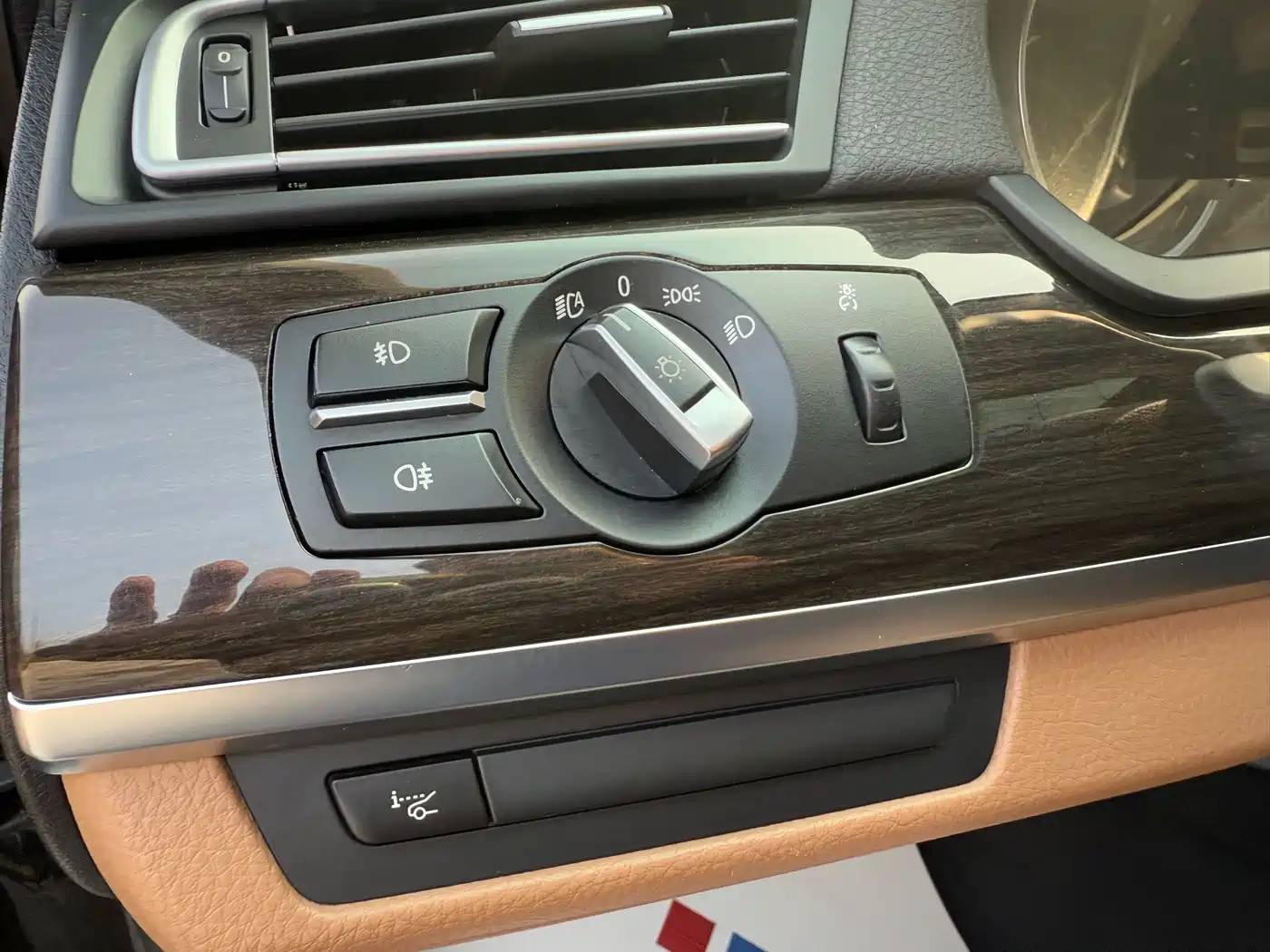 BMW 7 Series 2014 730Li Premium фото 15