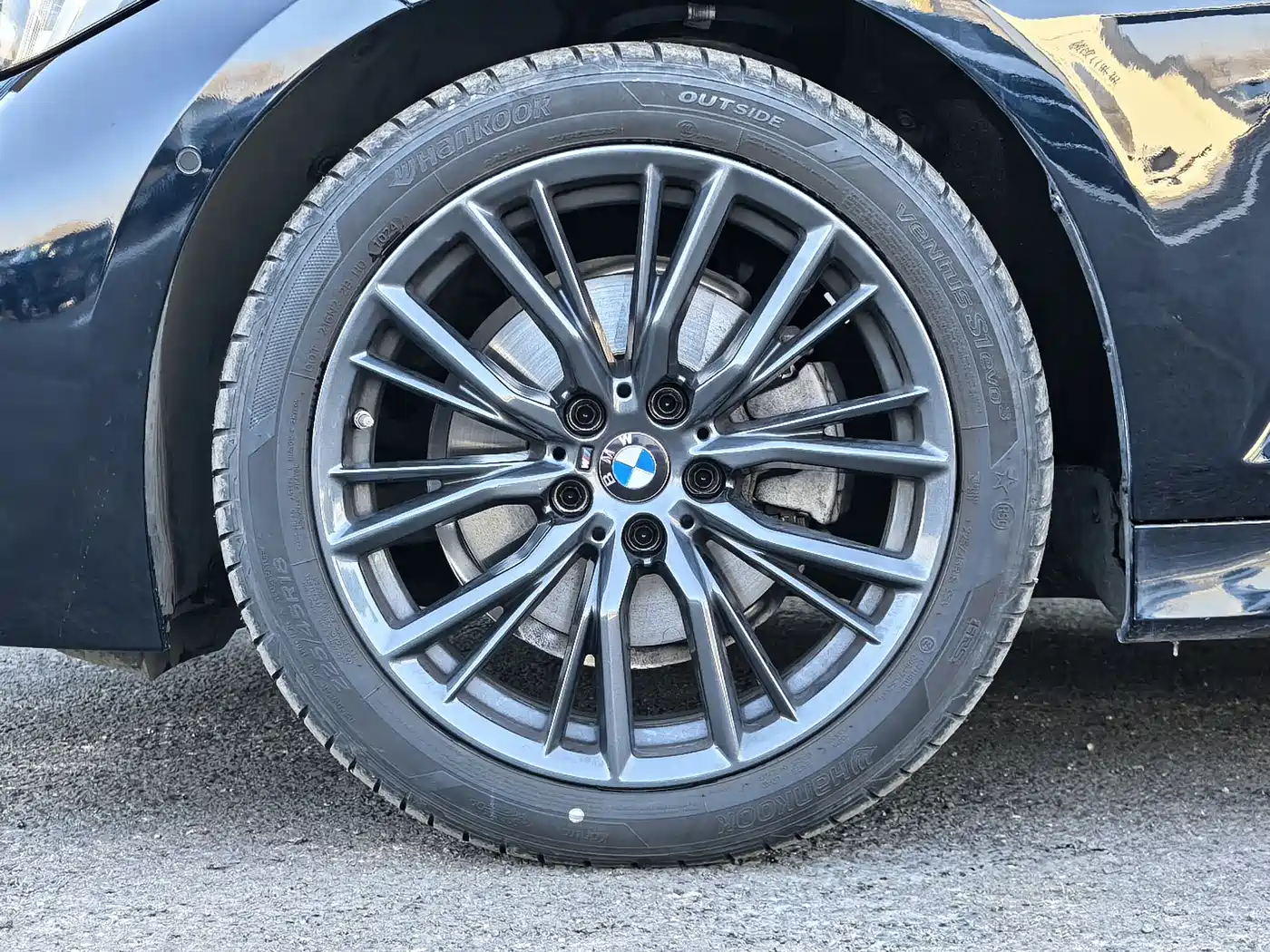 BMW 3 Series 2024 325Li M Sport Shadowline Package фото 4