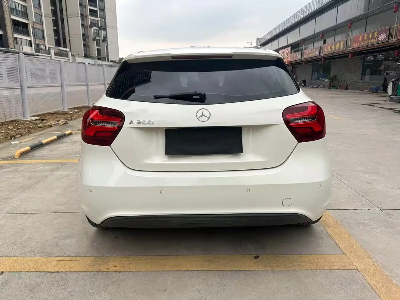 Mercedes-Benz A-Class (Import) 2016 A 200 Dynamic фото 8