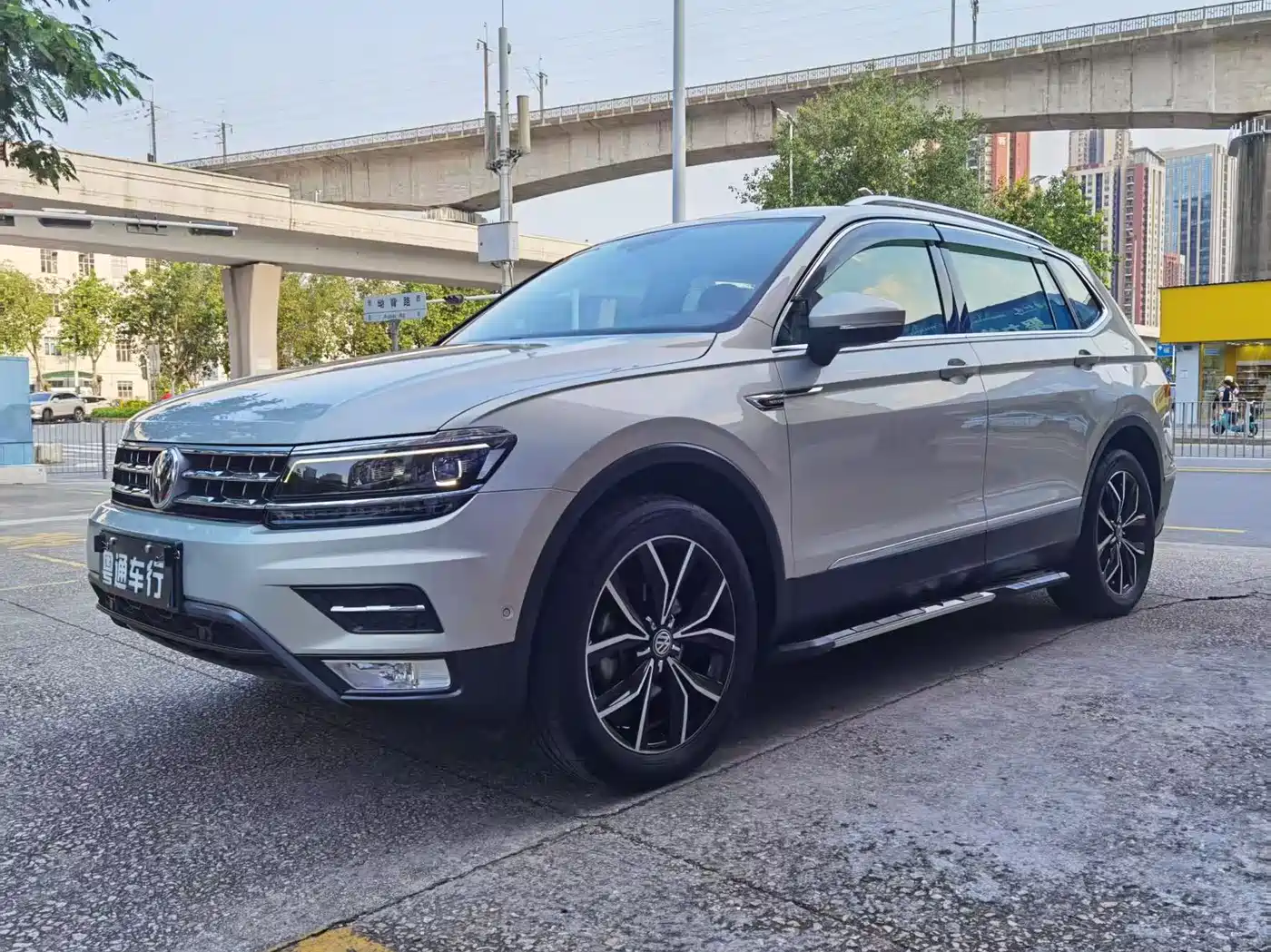 Volkswagen Tiguan L 2017 380TSI Automatic 4WD Flagship Edition