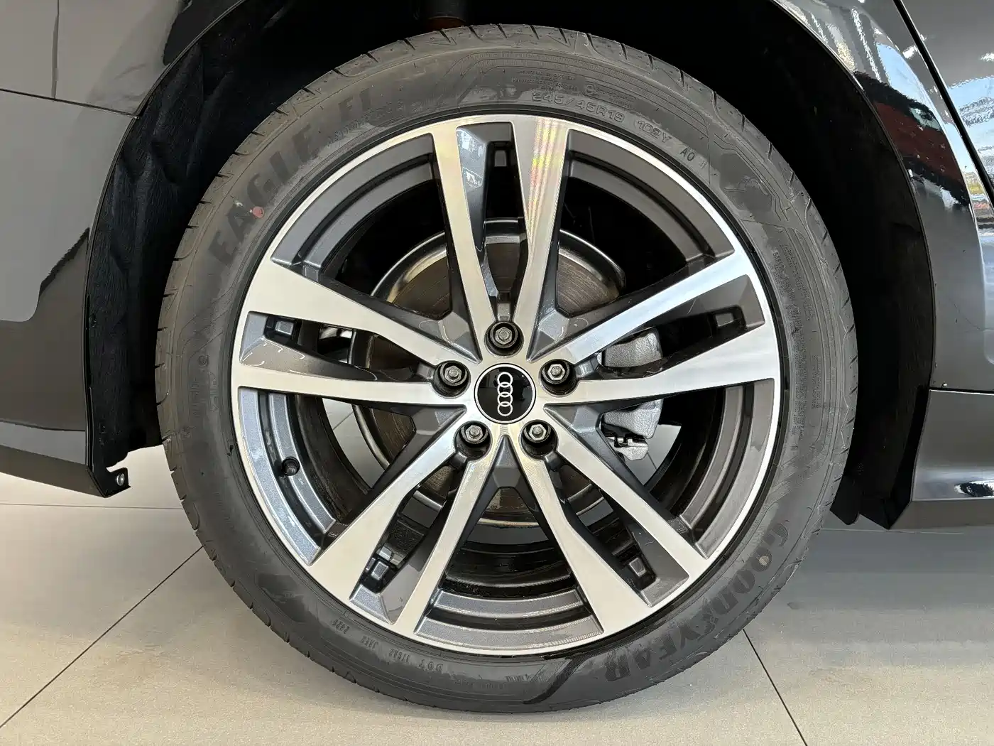 Audi A6L 2025 Model Year Facelift 40 TFSI Luxury Sport фото 11