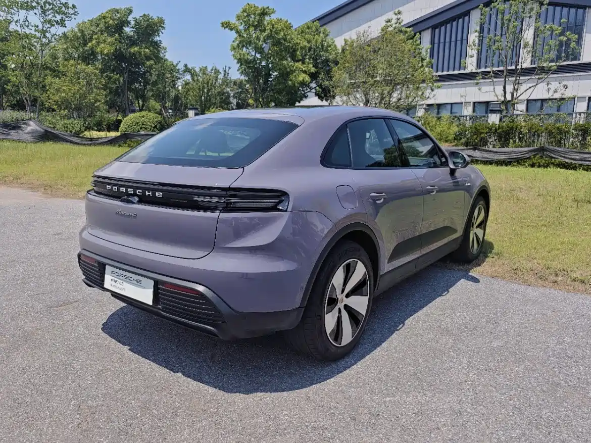 Porsche Macan EV 2025 2024 Macan 4