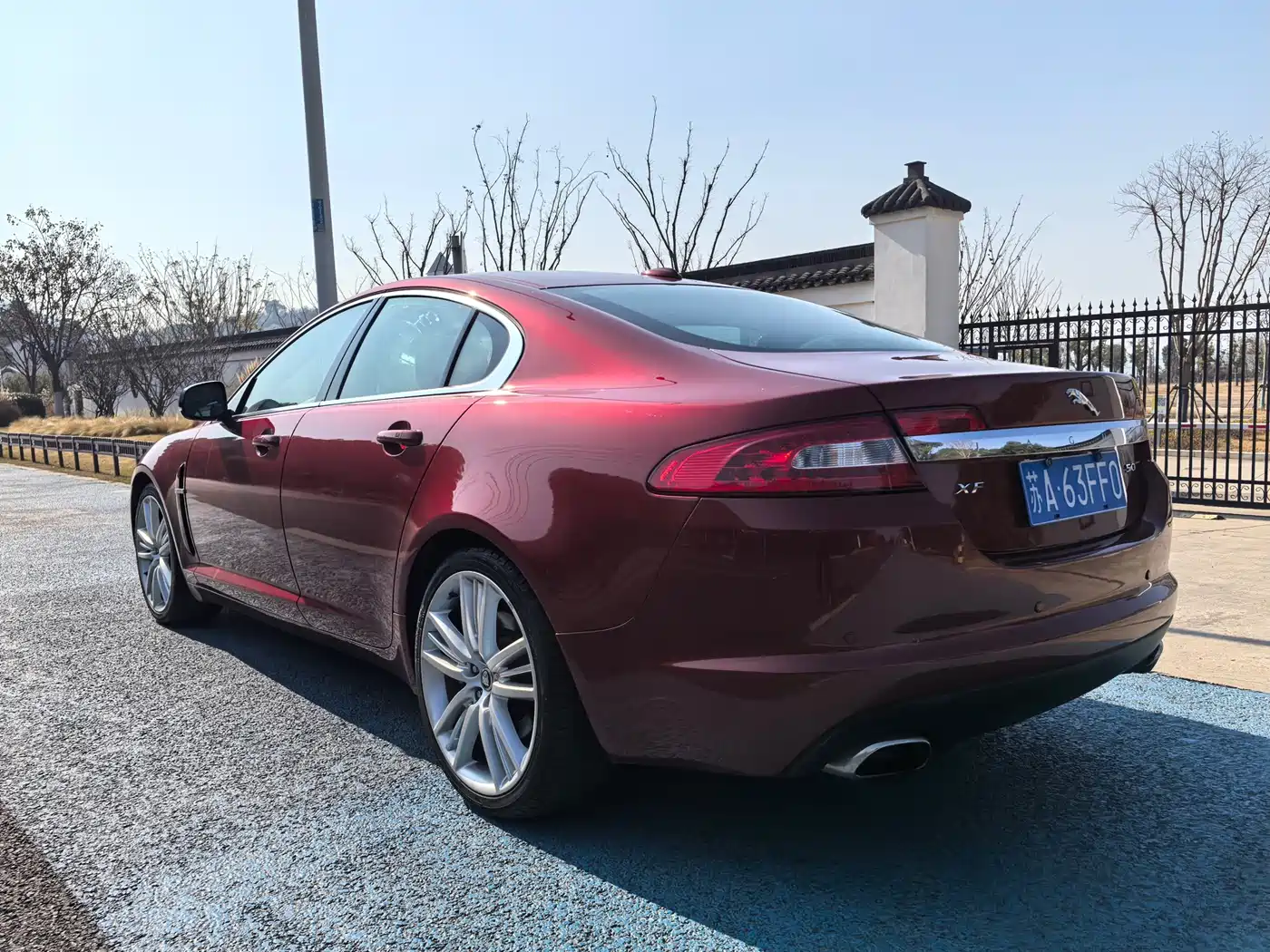 Photo 5 - Jaguar XF
