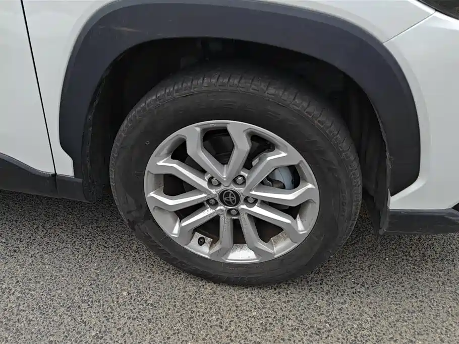 TOYOTA FENGLANDA