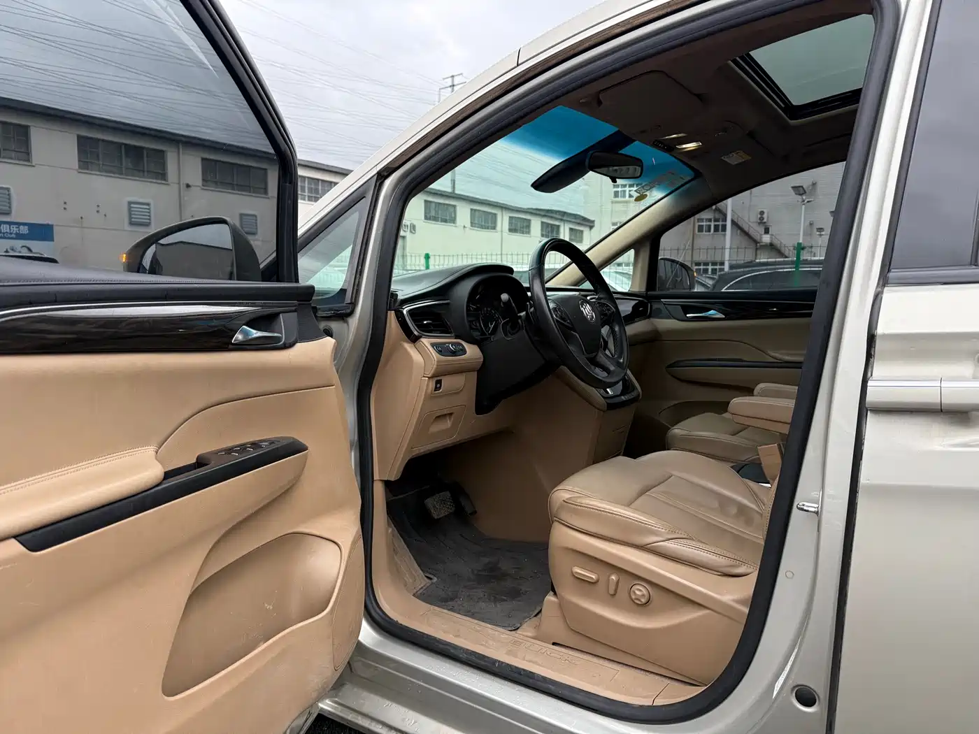 Buick GL8 2018 ES 28T Luxury Type China VI фото 14