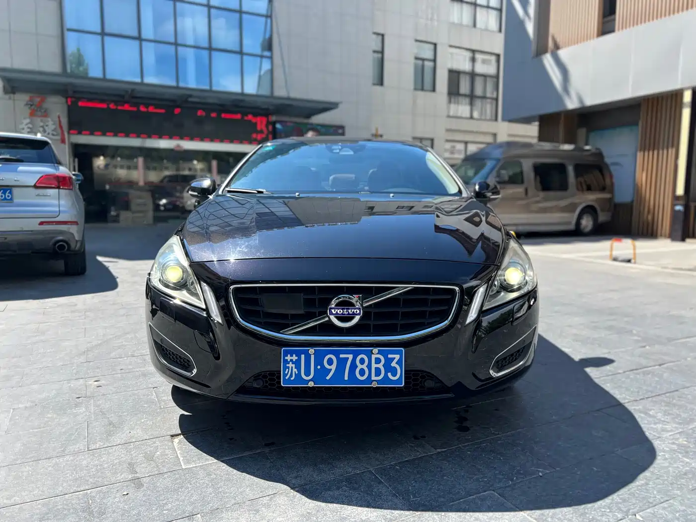 Volvo S60 (Import) 2011 2011 T6 AWD Intelligent Elegance Edition