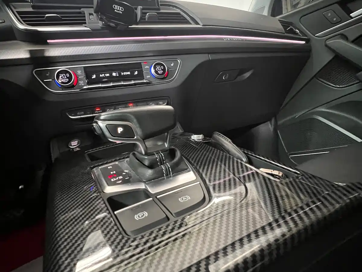 Audi Q5L 2022 45T Luxury Dynamic фото 18