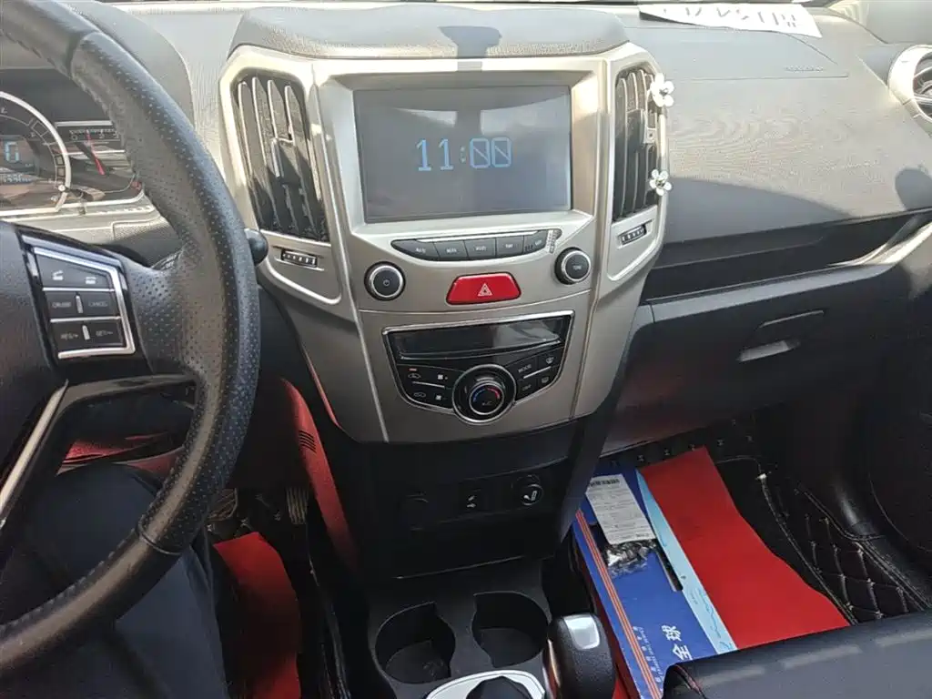 Haval H1 2017 2017 Red Label 1.5L AMT Luxury