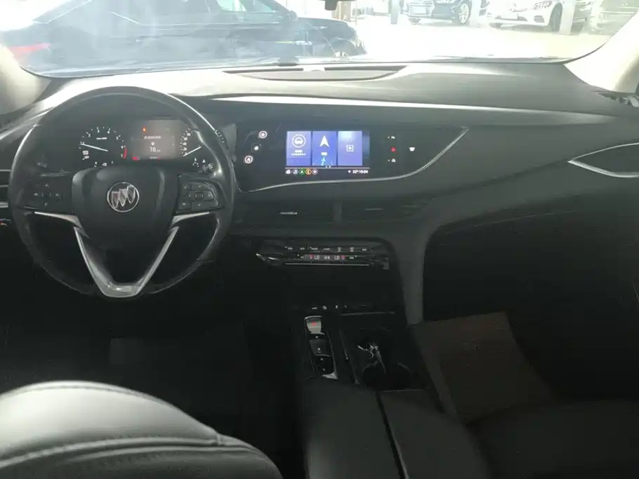 Фото 12 - Buick Enclave