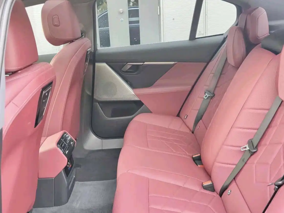 BMW i5 2025 2025 eDrive 35L M Sport Package