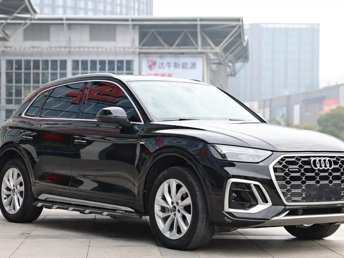 Audi Q5L 2022 Facelift 40T Luxury Dynamic фото 3