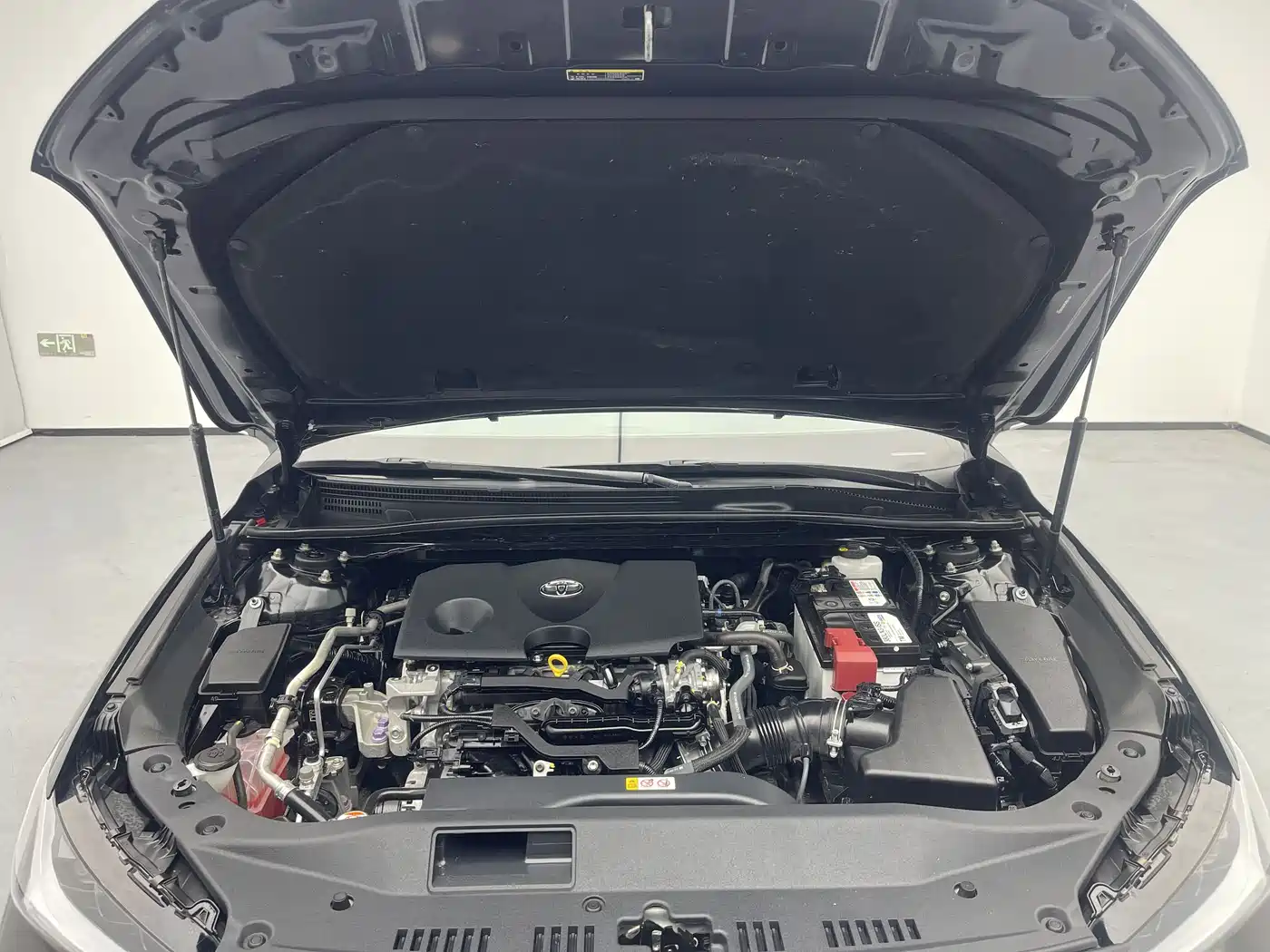 Toyota Avalon 2023 2.0L Premium Selection фото 21